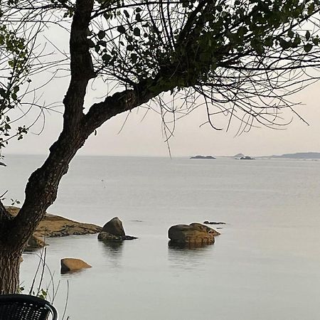 Apartamento En La Playa Apartment Ribeira Ngoại thất bức ảnh