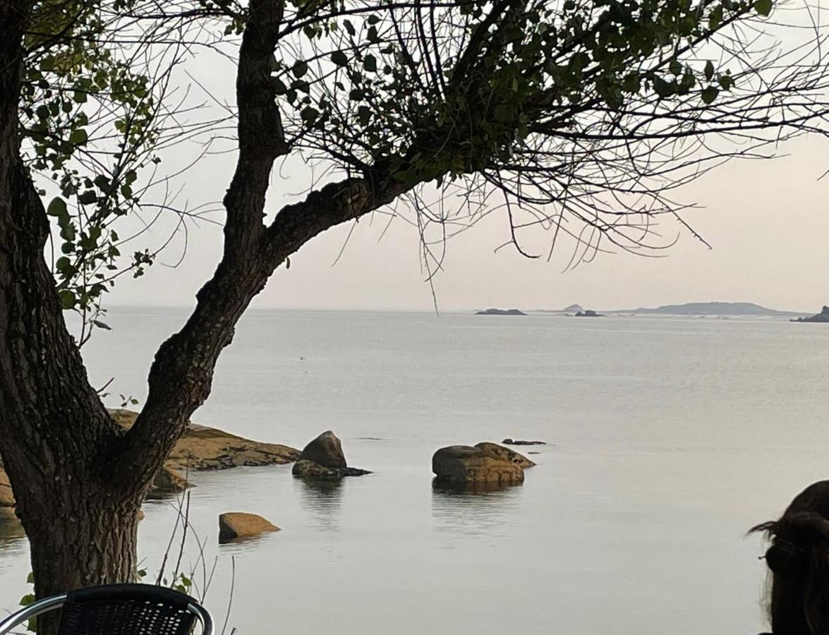 Apartamento En La Playa Apartment Ribeira Ngoại thất bức ảnh